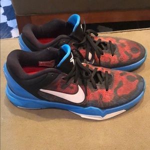 Kobe 7 VII Poison Dart Frog (Blue) Basketball Shoe